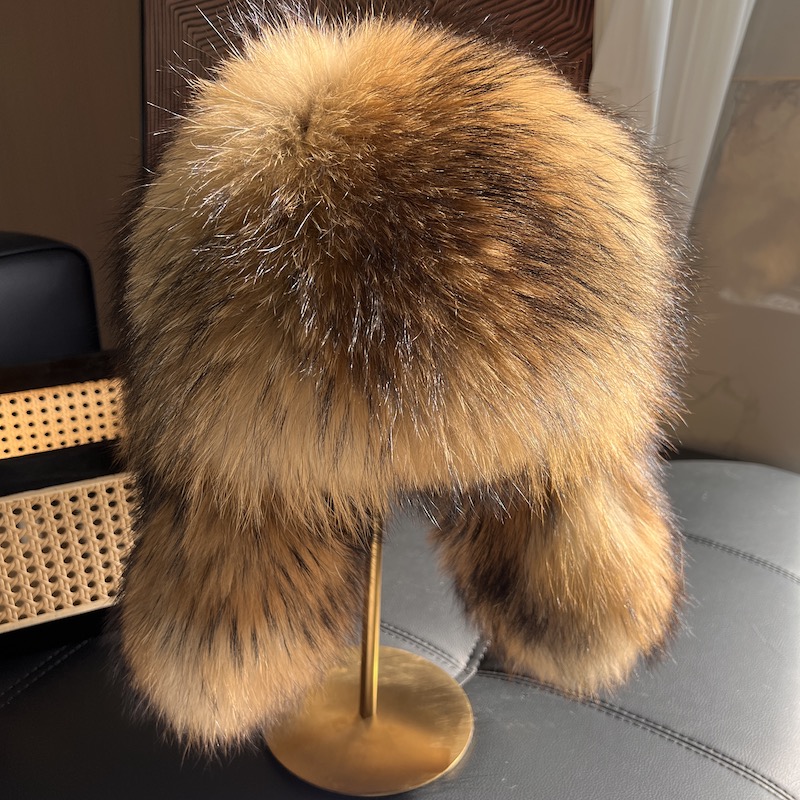 Winter Trapper Hat - Chapeau en fourrure de raton laveur